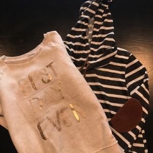 2 junior sweatshirts